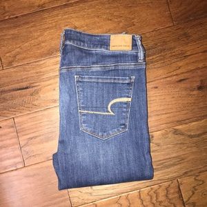 AE High-Waist Jeggings